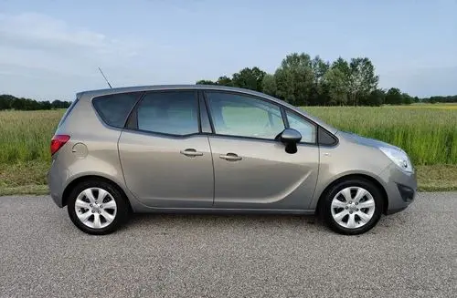OPEL Meriva 