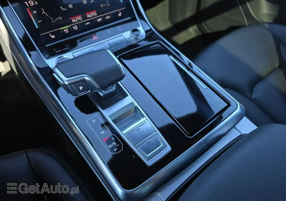 AUDI Q7 50 TDI quattro tiptronic S line