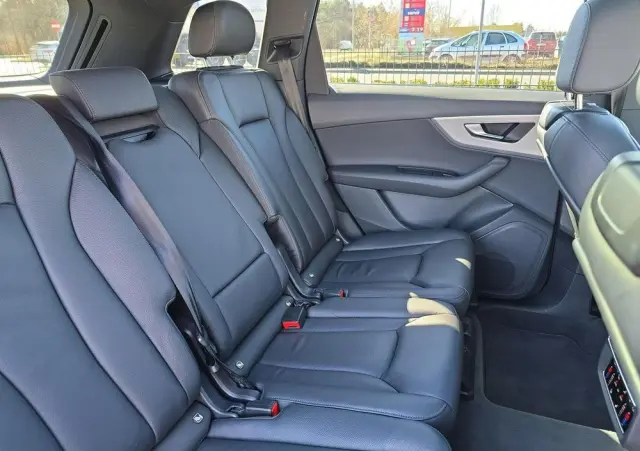 AUDI Q7 50 TDI quattro tiptronic S line