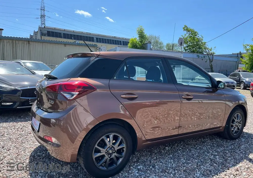 HYUNDAI I20 