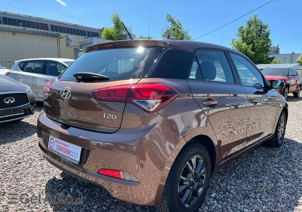 HYUNDAI I20 