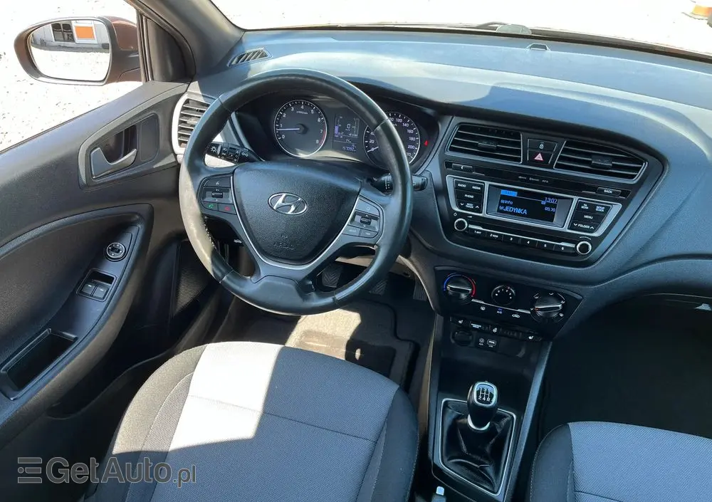 HYUNDAI I20 