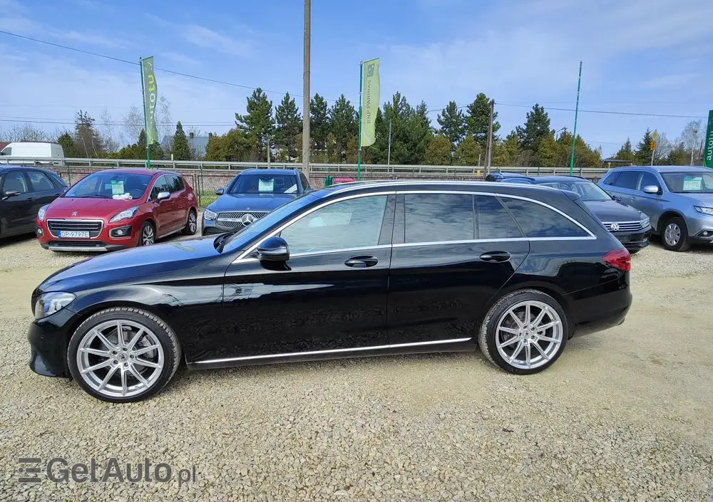 MERCEDES-BENZ Klasa C 220 d 9G-TRONIC Avantgarde