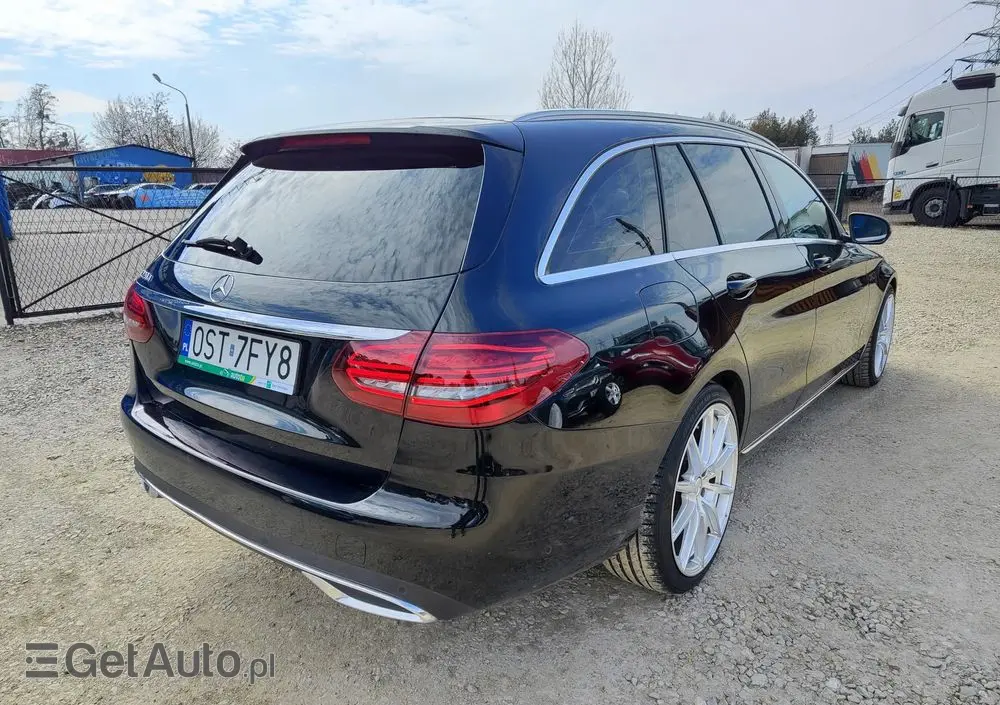 MERCEDES-BENZ Klasa C 220 d 9G-TRONIC Avantgarde