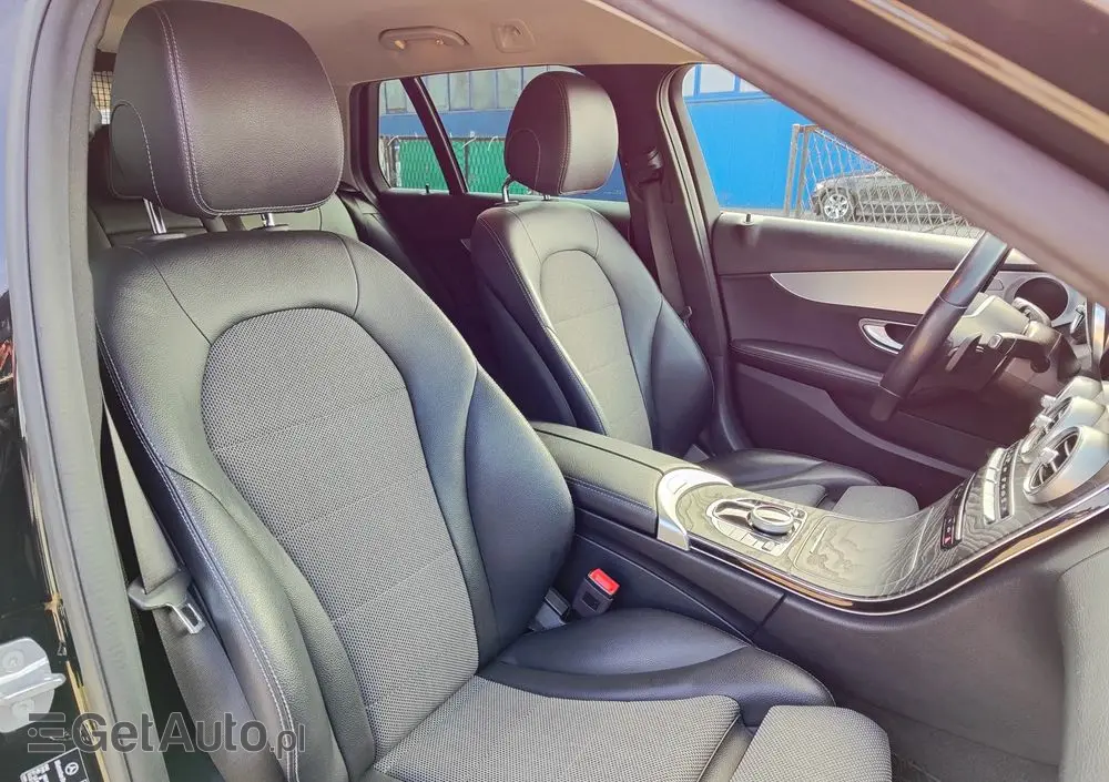 MERCEDES-BENZ Klasa C 220 d 9G-TRONIC Avantgarde