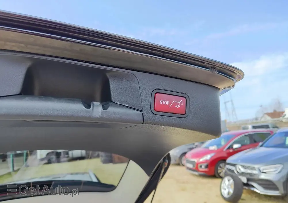 MERCEDES-BENZ Klasa C 220 d 9G-TRONIC Avantgarde