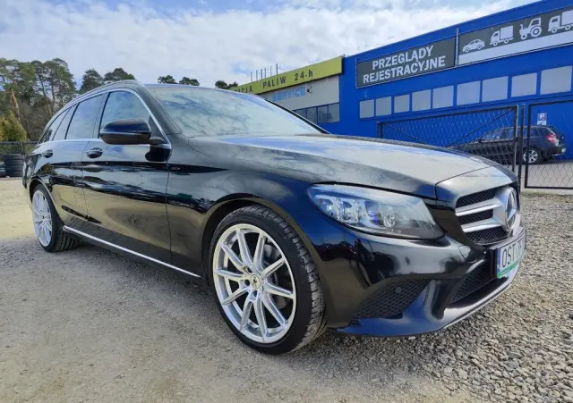 MERCEDES-BENZ Klasa C 220 d 9G-TRONIC Avantgarde