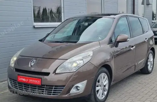 RENAULT Grand Scenic 
