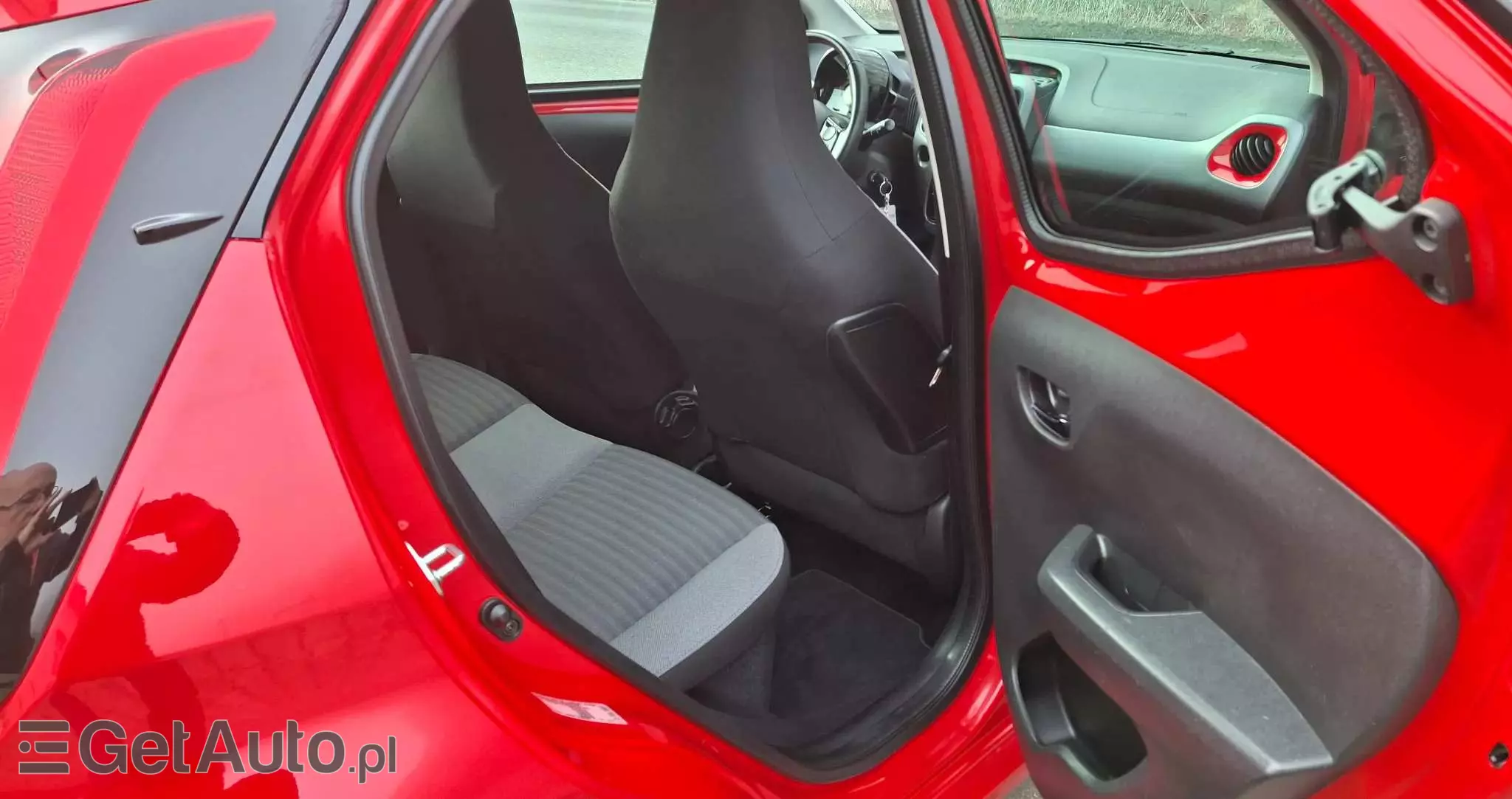 TOYOTA Aygo 1.0 VVT-i Color Edition