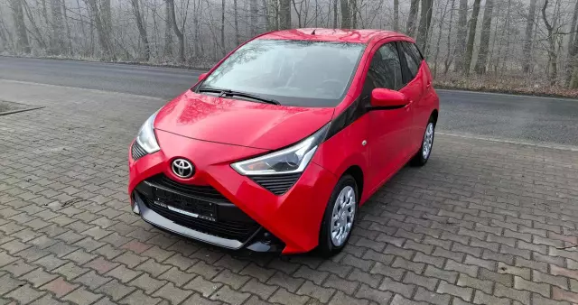 TOYOTA Aygo 1.0 VVT-i Color Edition