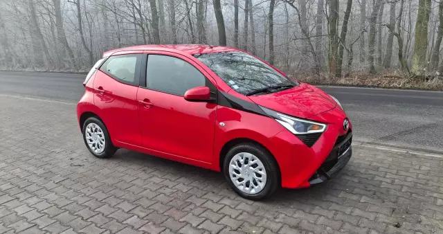 TOYOTA Aygo 1.0 VVT-i Color Edition
