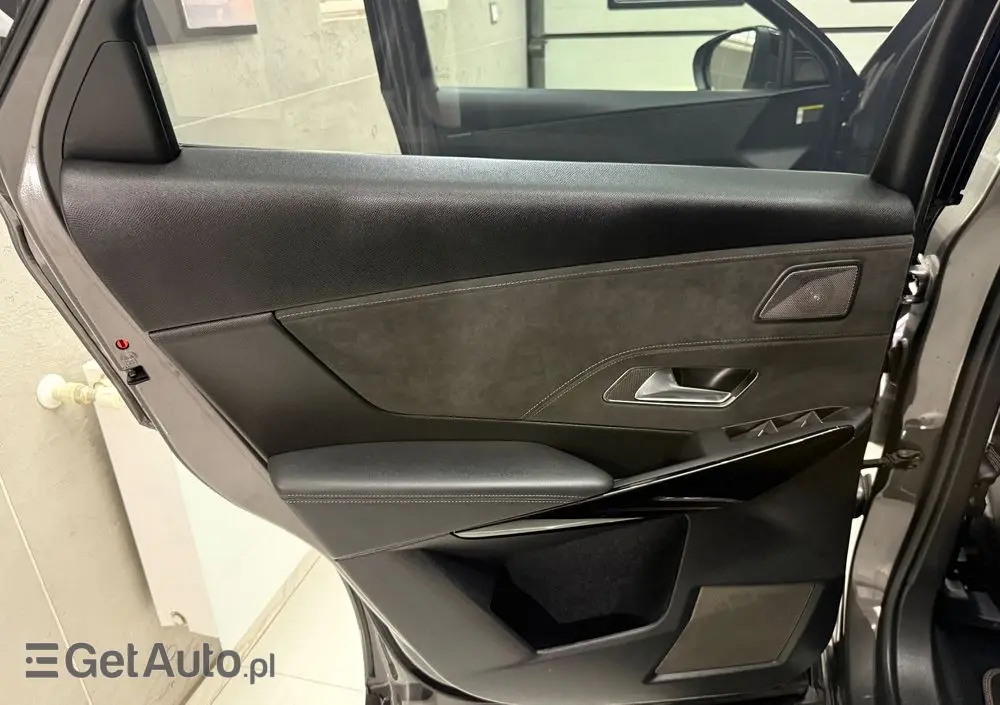 DS AUTOMOBILES DS 7 Crossback 1.6 E-Tense Performance Line +