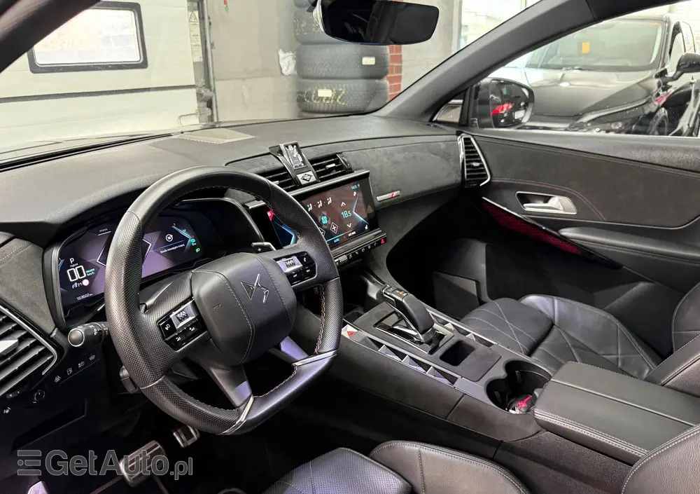 DS AUTOMOBILES DS 7 Crossback 1.6 E-Tense Performance Line +