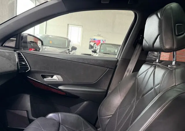 DS AUTOMOBILES DS 7 Crossback 1.6 E-Tense Performance Line +