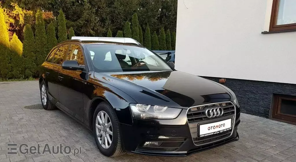 AUDI A4 