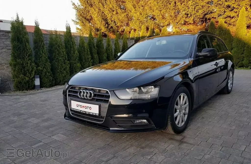 AUDI A4 