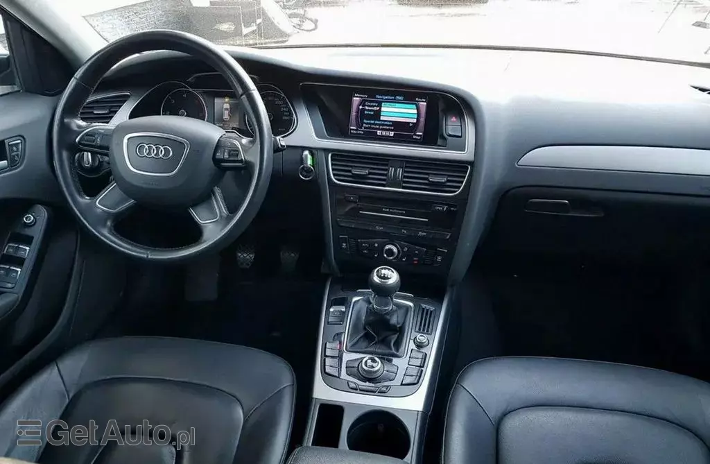 AUDI A4 