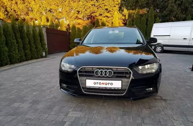 AUDI A4 