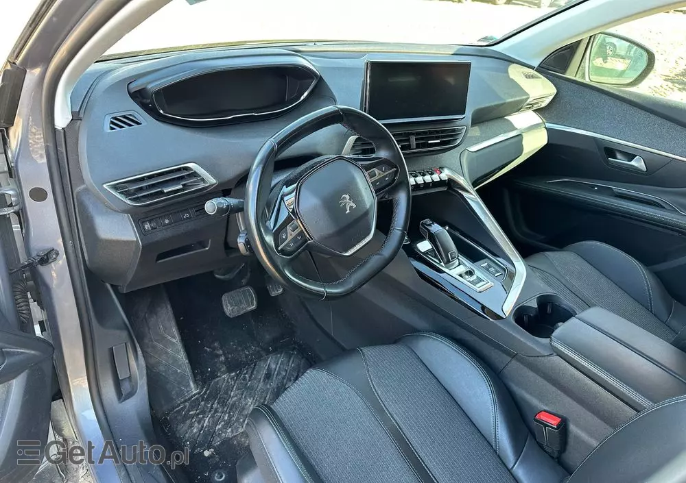 PEUGEOT 3008 BlueHDi 130 Stop & Start EAT8 Allure