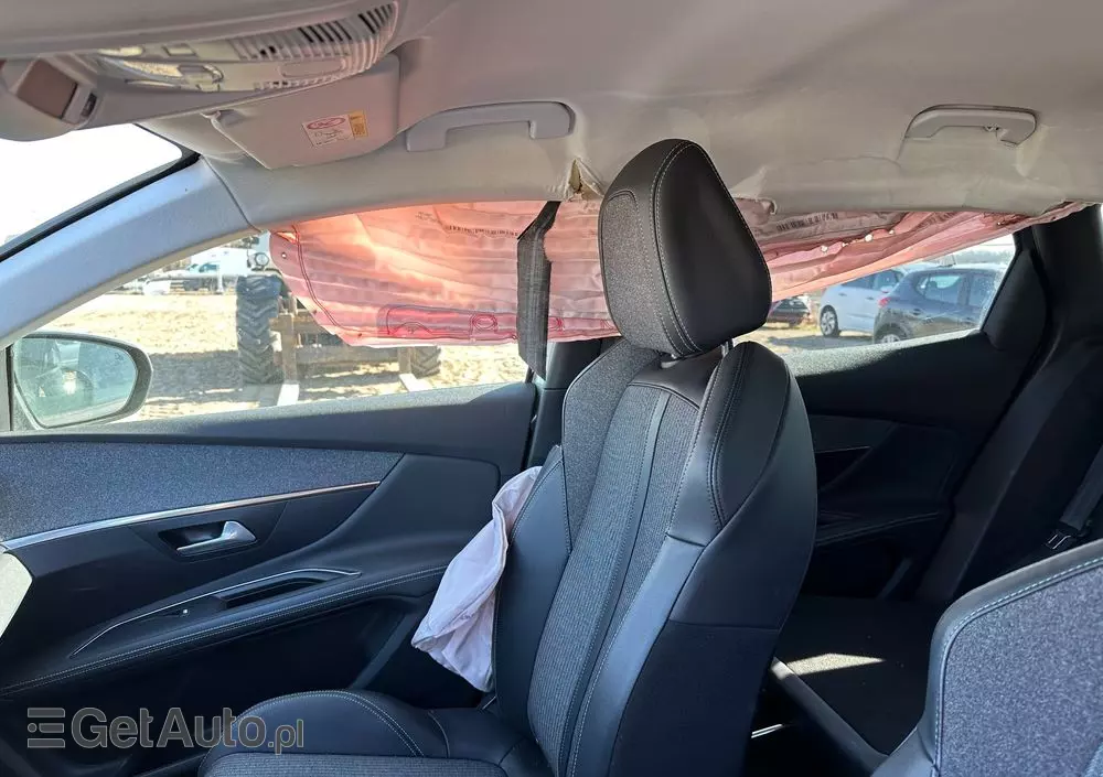 PEUGEOT 3008 BlueHDi 130 Stop & Start EAT8 Allure