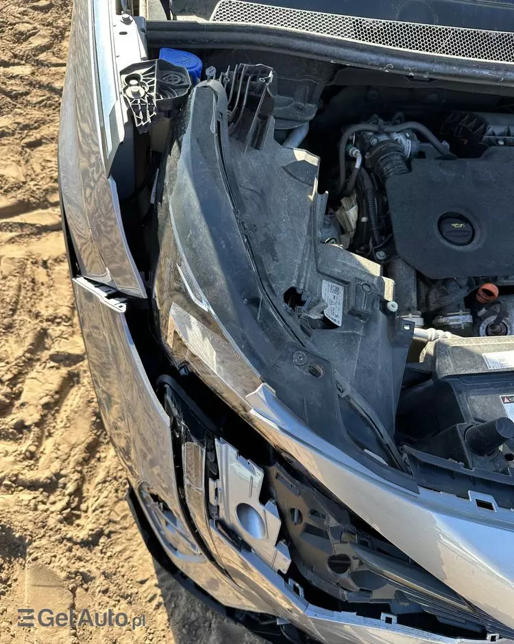 PEUGEOT 3008 BlueHDi 130 Stop & Start EAT8 Allure