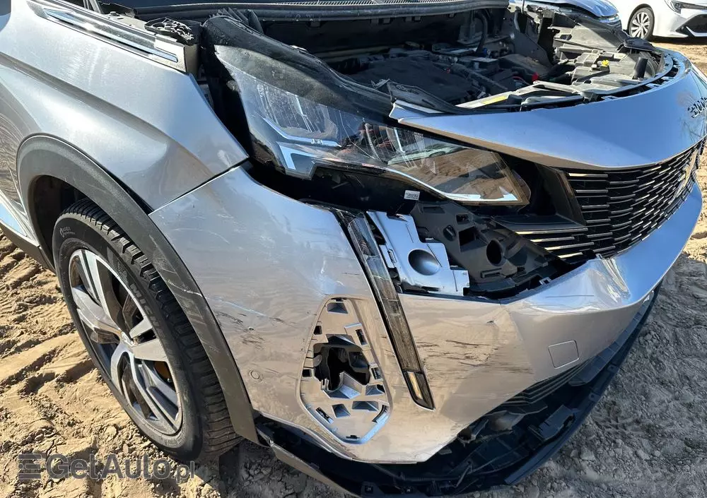 PEUGEOT 3008 BlueHDi 130 Stop & Start EAT8 Allure