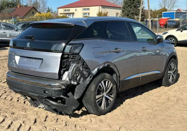 PEUGEOT 3008 BlueHDi 130 Stop & Start EAT8 Allure