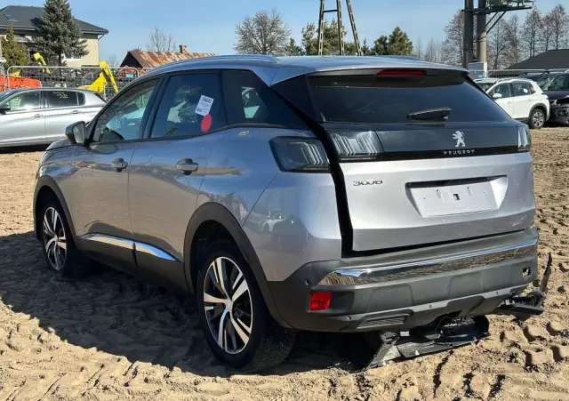 PEUGEOT 3008 BlueHDi 130 Stop & Start EAT8 Allure