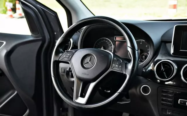 MERCEDES-BENZ Klasa B 