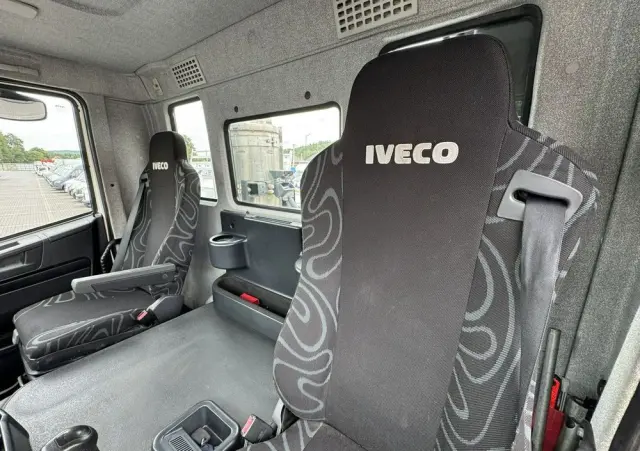 IVECO Trakerr 26.410 6x4 Manual Mały Przebieg tylko-46000km 