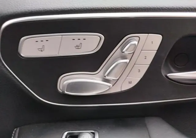 MERCEDES-BENZ Klasa V 