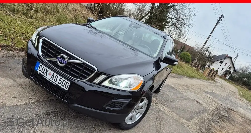 VOLVO XC 60 D3 R-Design
