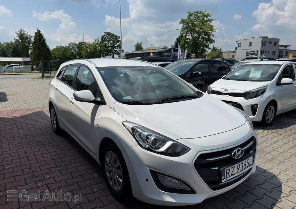 HYUNDAI I30 1.6 GDI Classic