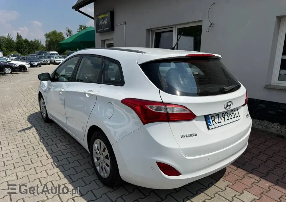 HYUNDAI I30 1.6 GDI Classic