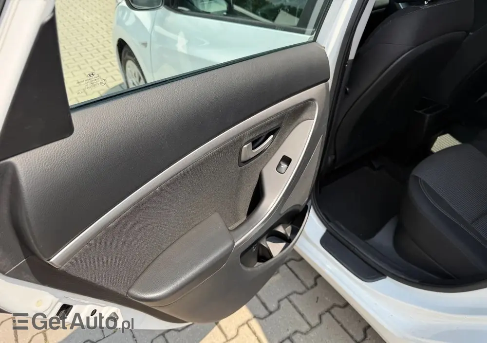 HYUNDAI I30 1.6 GDI Classic