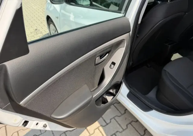 HYUNDAI I30 1.6 GDI Classic