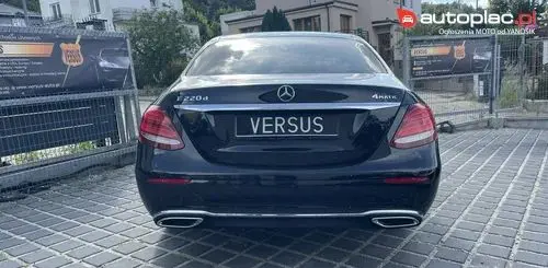 MERCEDES-BENZ Klasa E 