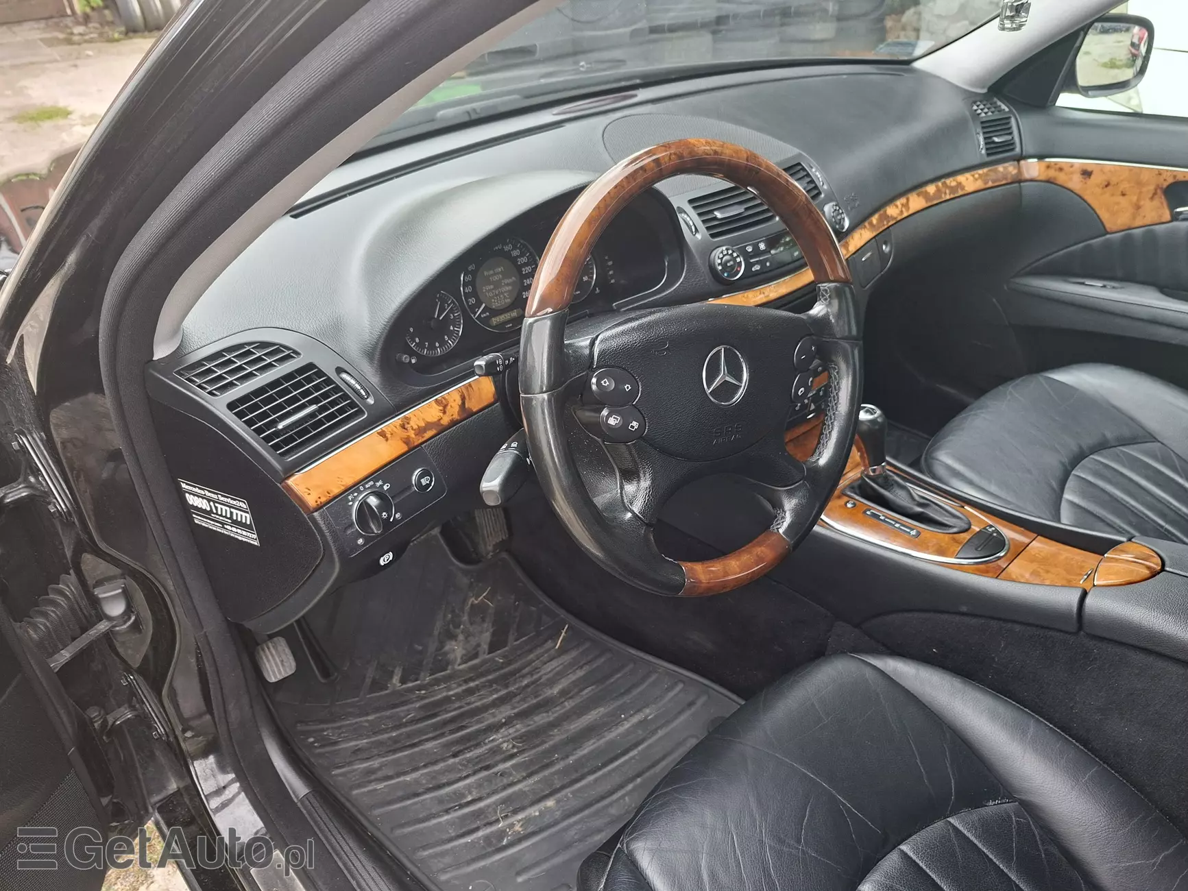 MERCEDES-BENZ Klasa E Elegance