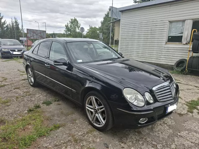 MERCEDES-BENZ Klasa E Elegance