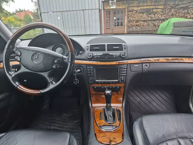 MERCEDES-BENZ Klasa E Elegance