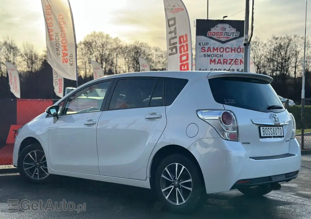 TOYOTA Verso 2.0 D-4D Active