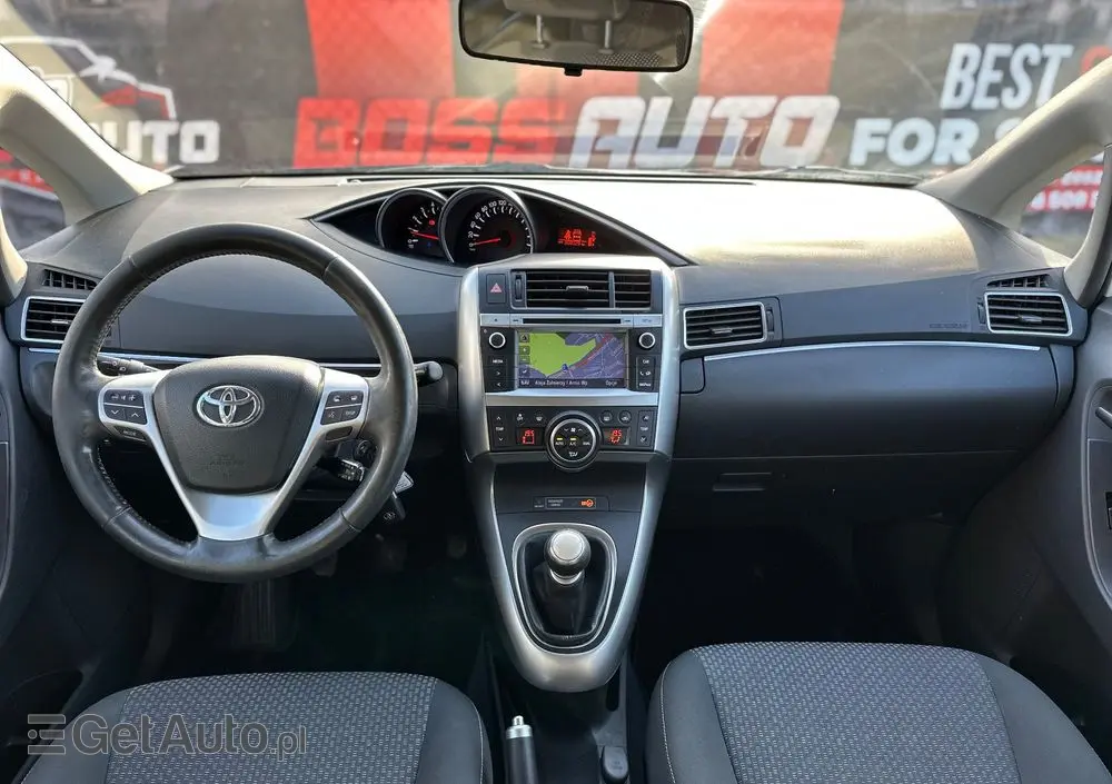 TOYOTA Verso 2.0 D-4D Active