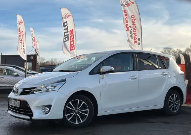 TOYOTA Verso 2.0 D-4D Active