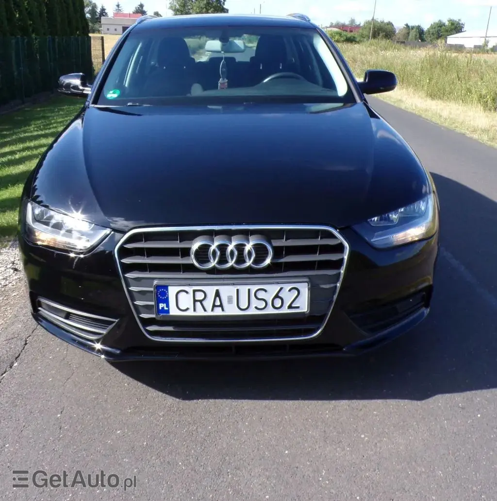 AUDI A4 