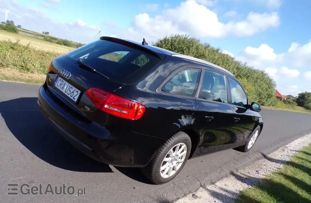 AUDI A4 