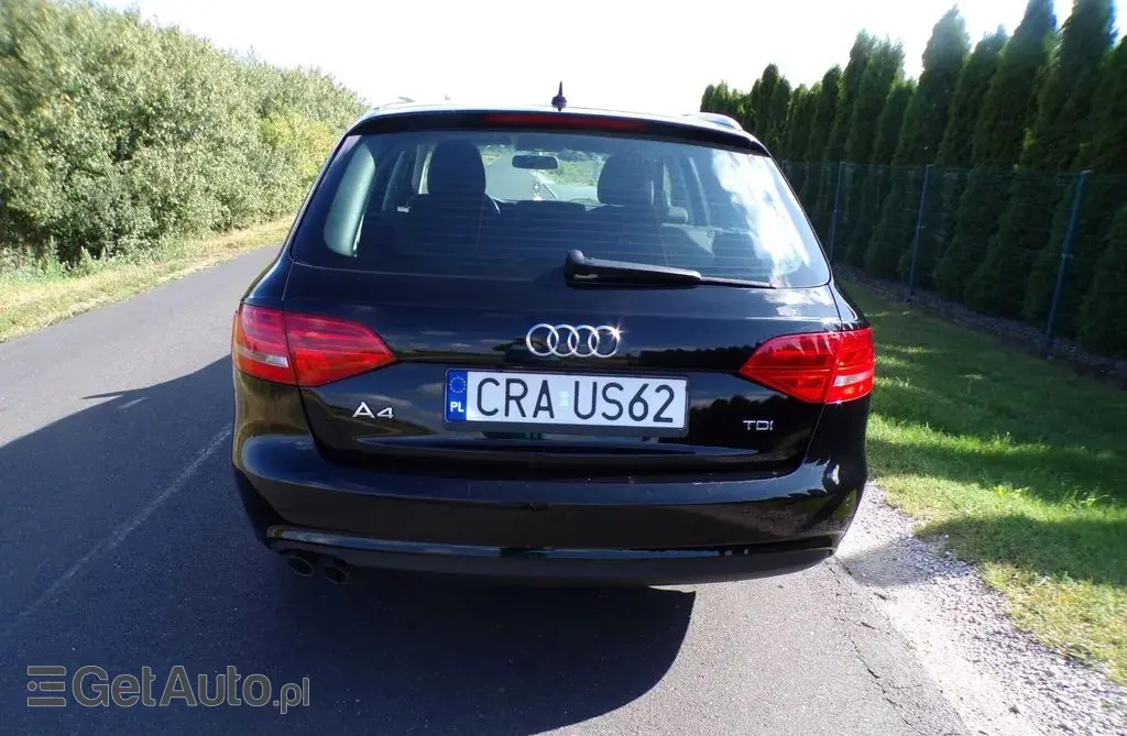 AUDI A4 
