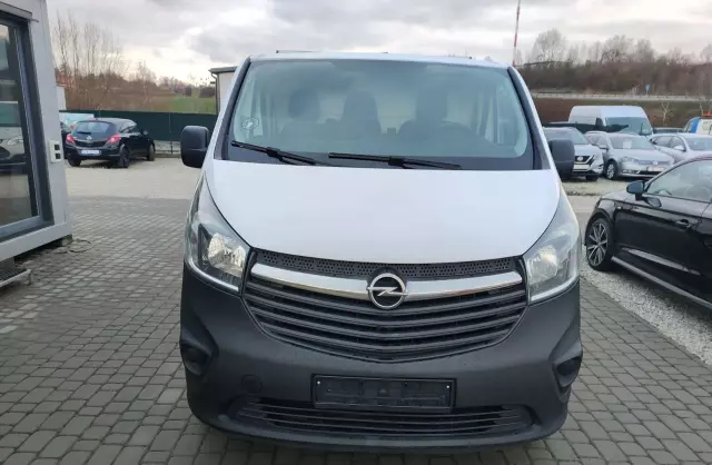 OPEL Vivaro 