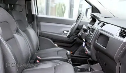 RENAULT Express 