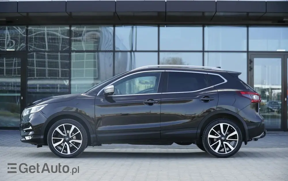 NISSAN Qashqai 1.2 DIG-T Tekna+