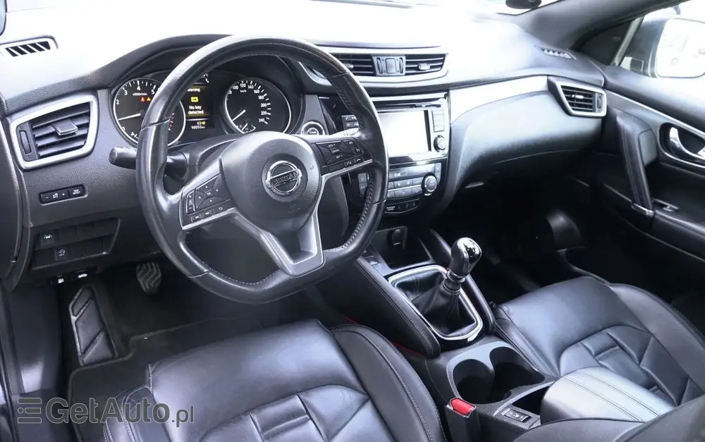 NISSAN Qashqai 1.2 DIG-T Tekna+